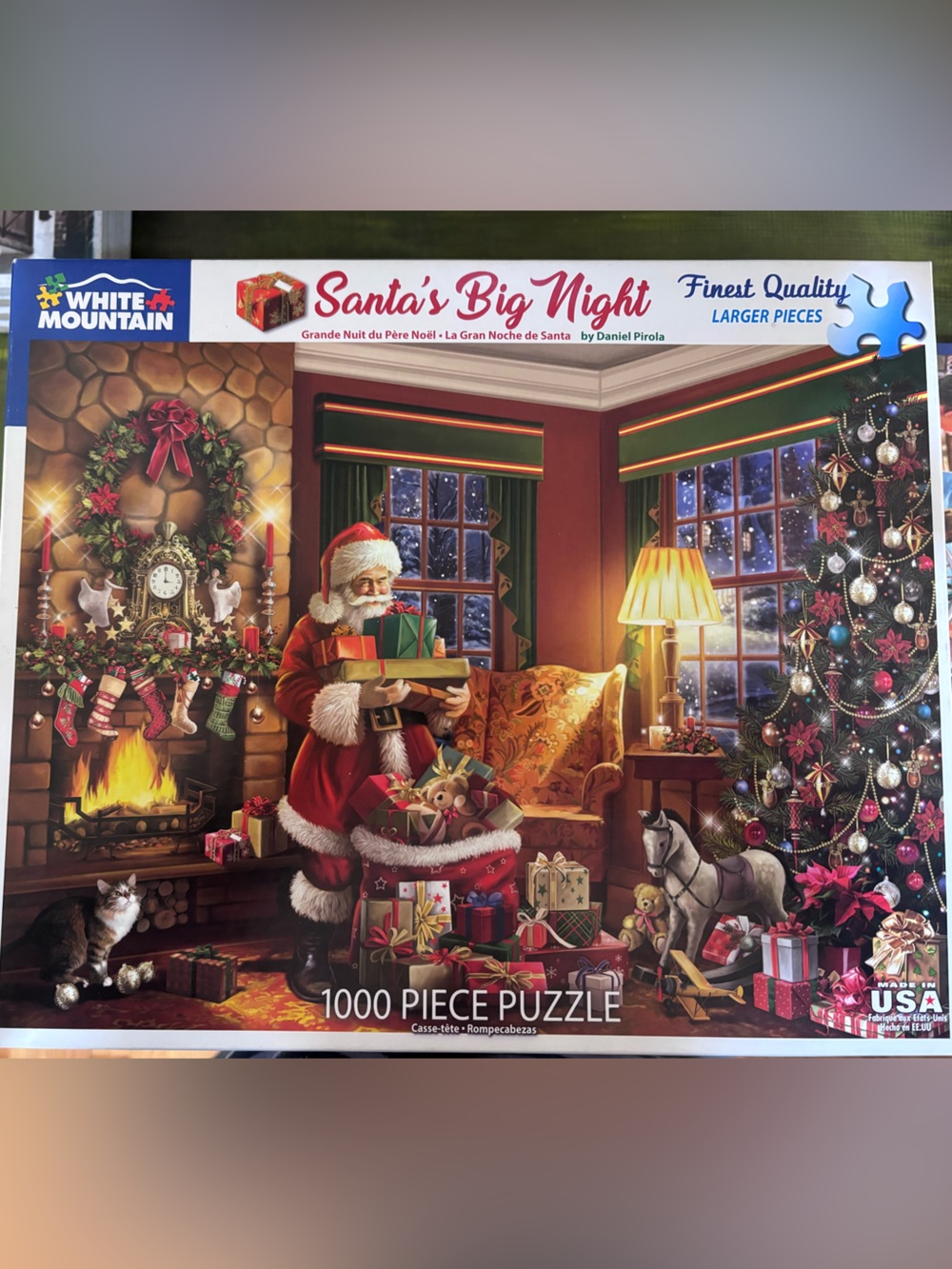 White Mountain Santa's Big Night 1000-Piece Puzzle
